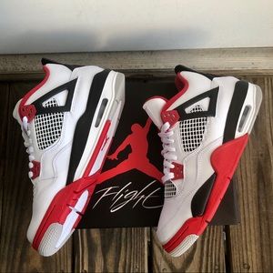 Air Jordan retro 4- White/Red/Blk/Grey -Youth sz 7